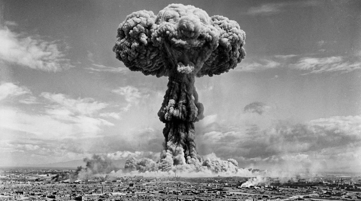 Atomske bombe na Hirošimu i Nagasaki: Kraj rata na Pacifiku i nova era